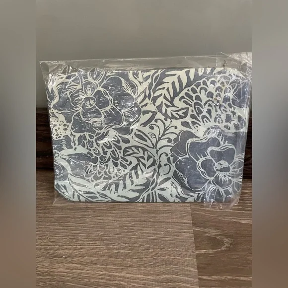 Aloha Collection Small pouch - Teal Gardenia - Tiare Hawaii Collab - Picture 2 of 2